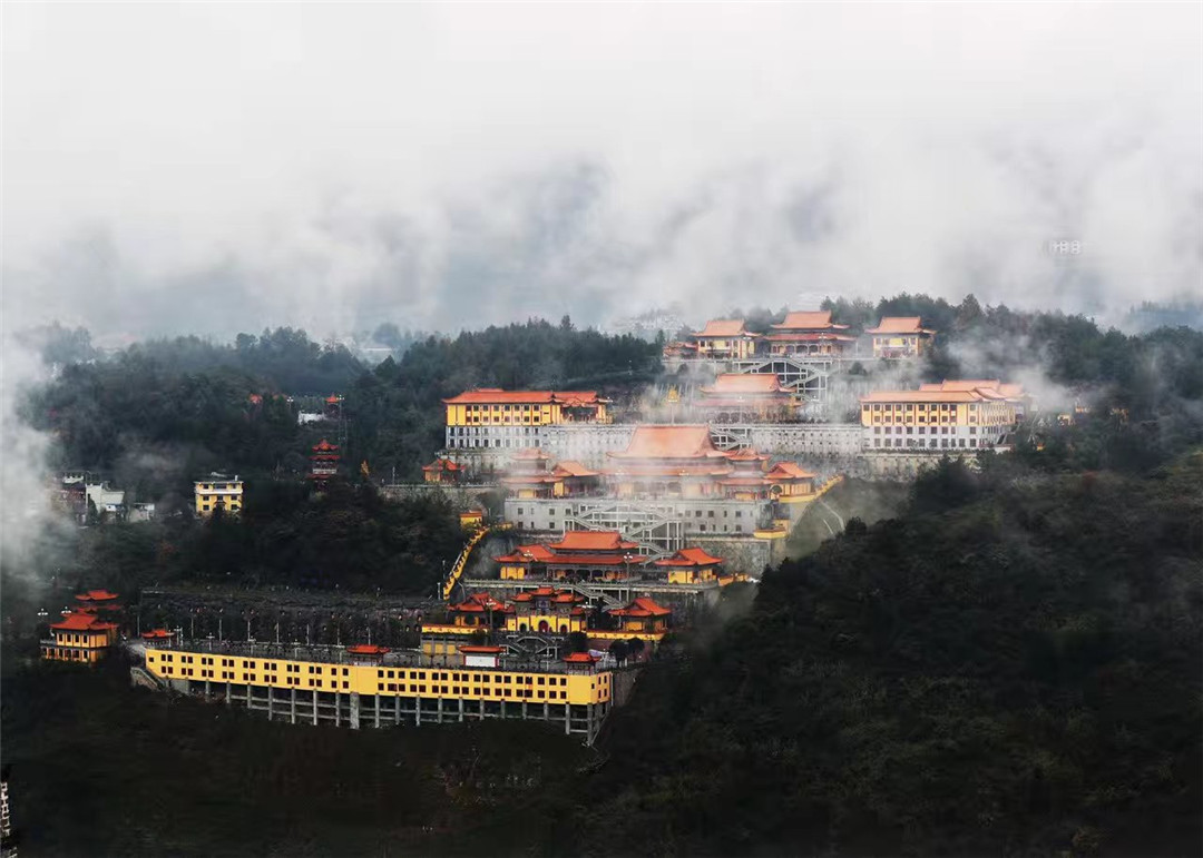 贵州云帱山仁怀·妙音寺工程整体妙音寺庙位于贵州省仁怀市,2015年7月